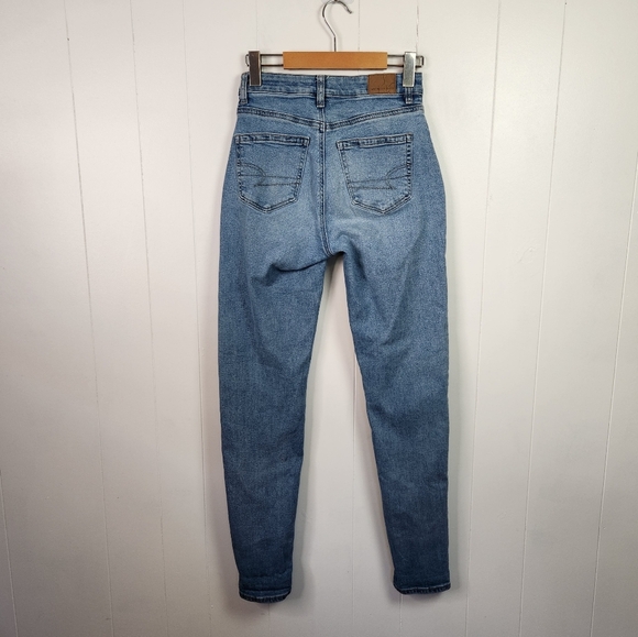 American Eagle AEO Mom Jeans Stretch High Waisted Rise Tapered Size 00 Long Tall - Picture 6 of 10